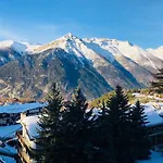 Clotes Modern Apartment, 50m From Slopes - Sleeps 6-8, 2 Bath - Sauzeholiday Apartment *