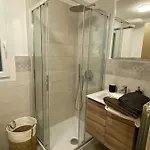 Clotes Modern Apartment, 50m From Slopes - Sleeps 6-8, 2 Bath - Sauzeholiday * Oulx