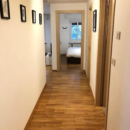 Clotes Modern Apartment, 50m From Slopes - Sleeps 6-8, 2 Bath - Sauzeholiday * Саузе-д'Ульс