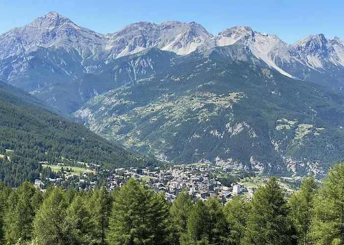 Clotes Modern Apartment, 50m From Slopes - Sleeps 6-8, 2 Bath - Sauzeholiday Apartamento *